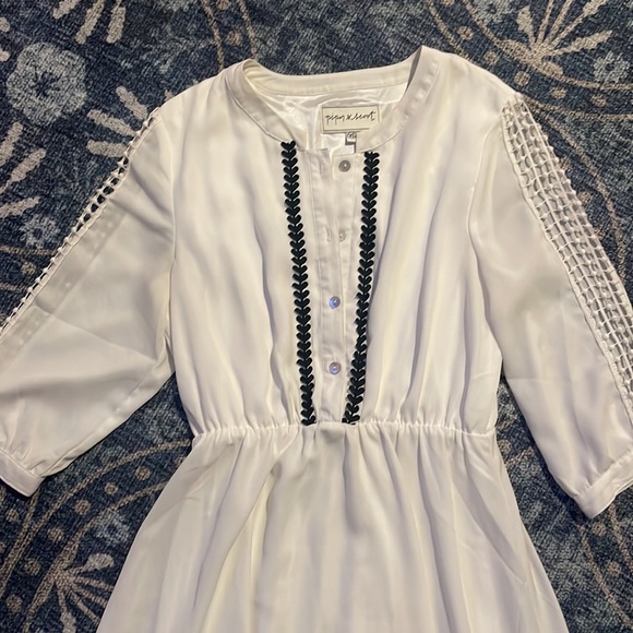 Piper & Scoot Midi Dress - Picture 2 of 5